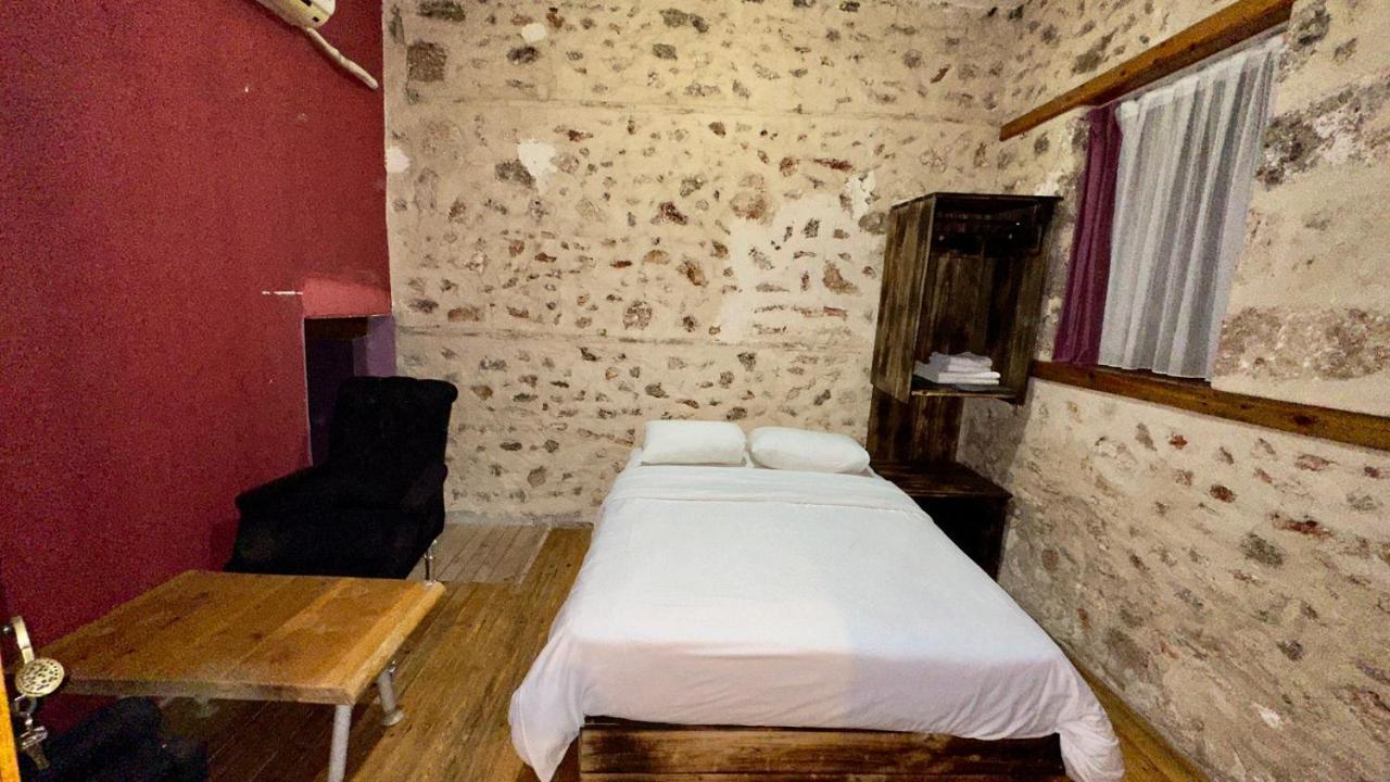 Otel Wood House Antalya Eksteriør bilde